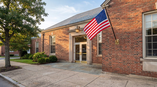 American Flag at a Post Office: Display Rules