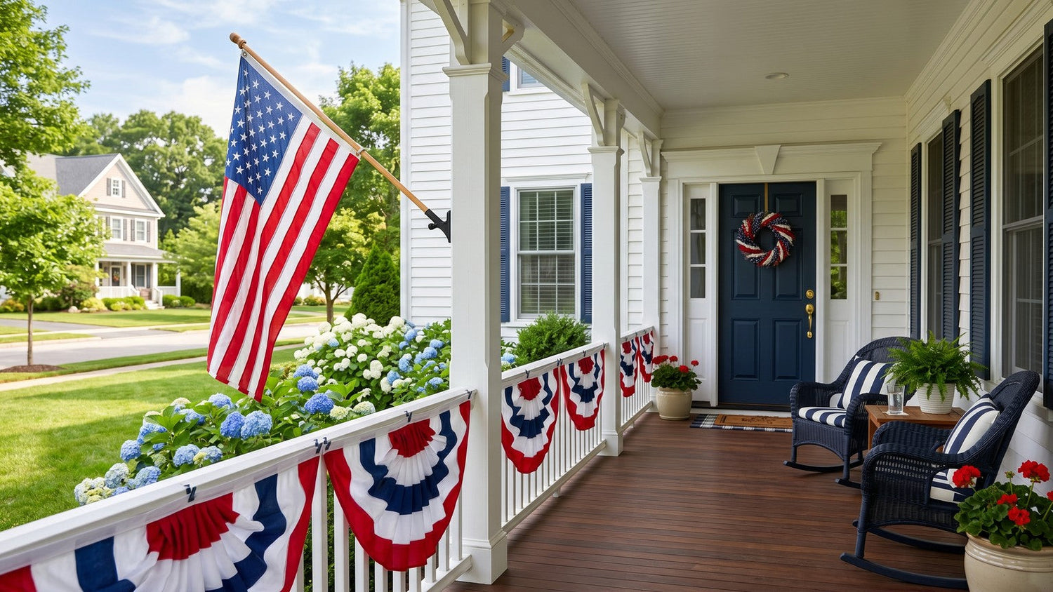 American Flag vs Bunting: July 4th Rules