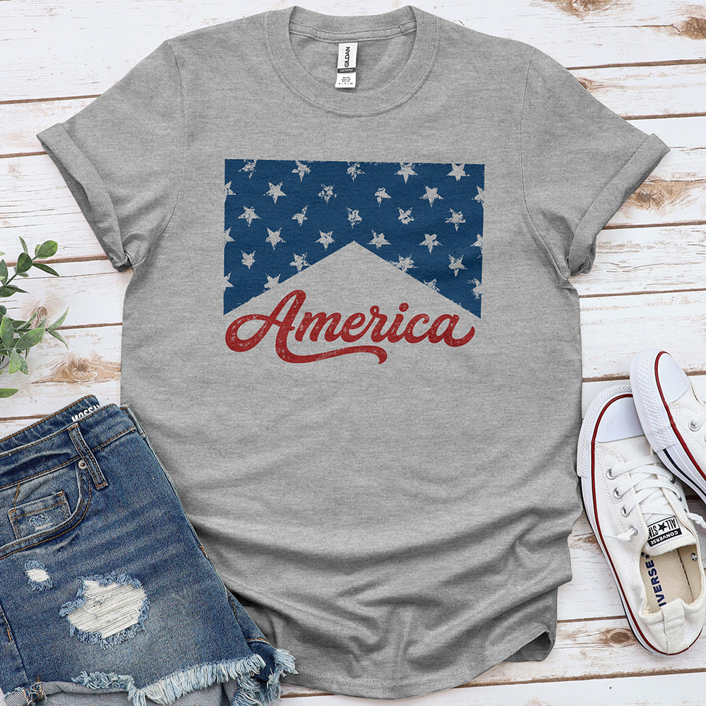 Sport grey t-shirt with vintage American flag stars and 'America' script design